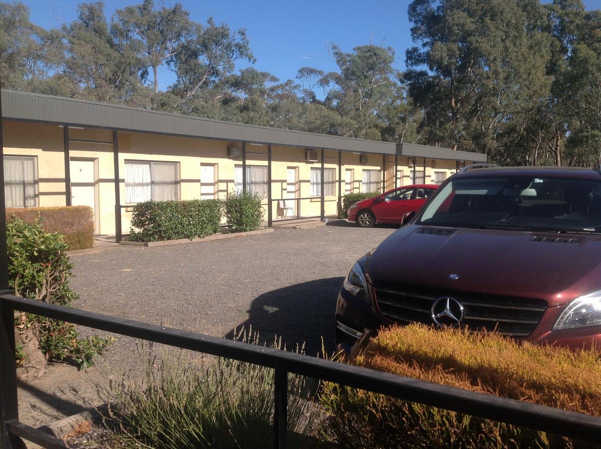 Grampians Motel /Hotel Dadswells Bridge Екстер'єр фото